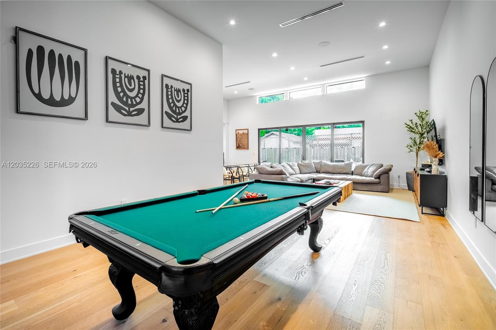 243 NW 42nd St, Miami FL 33127
