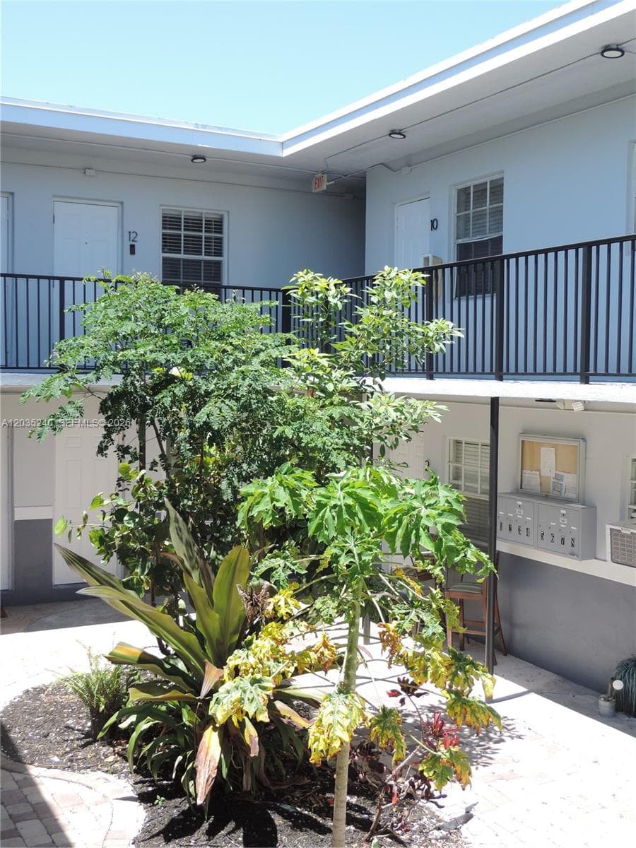 3615 Thomas Ave # 11, Miami FL 33133