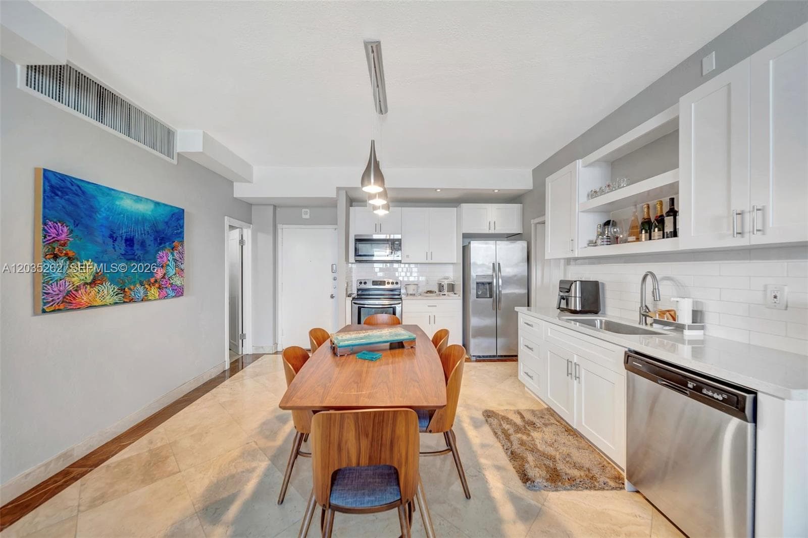 5005 Collins Ave, Miami Beach FL 33140