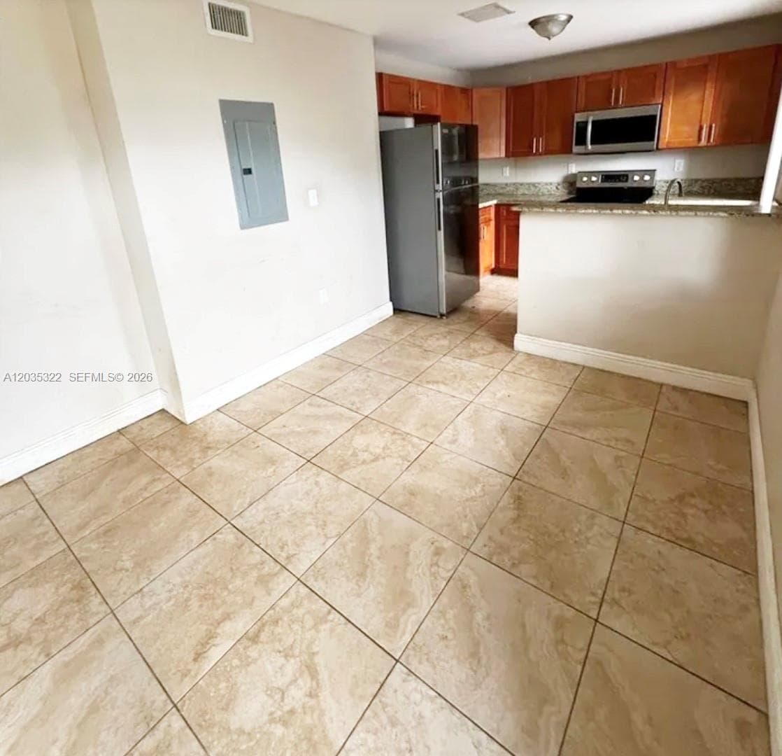 1999 NW 5th Pl # 2, Miami FL 33136
