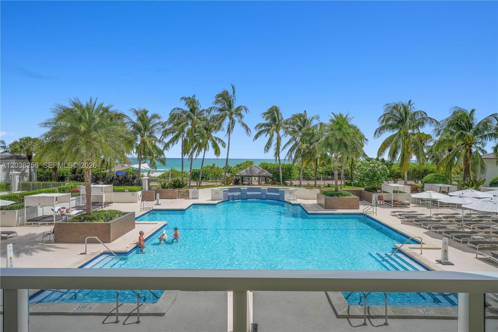 4779 Collins Ave # 506, Miami Beach FL 33140