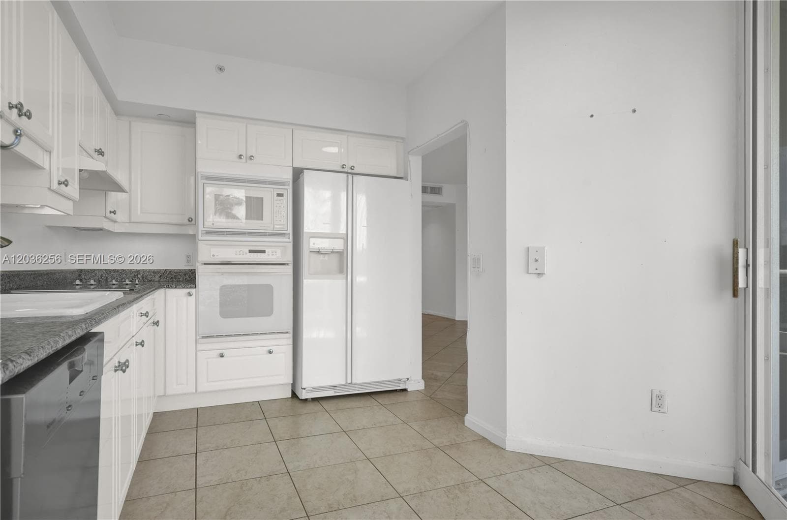 4779 Collins Ave # 506, Miami Beach FL 33140
