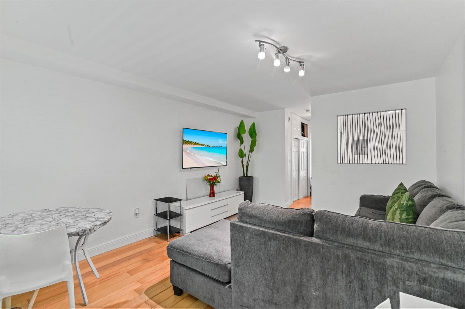 1035 Meridian Avenue # 5, Miami Beach FL 33139