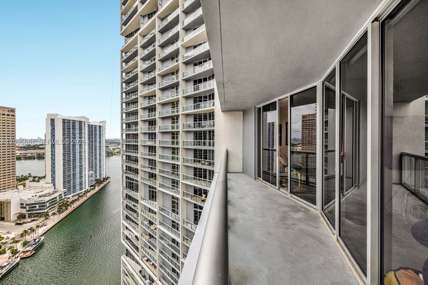 475 Brickell Ave # 3214, Miami FL 33131