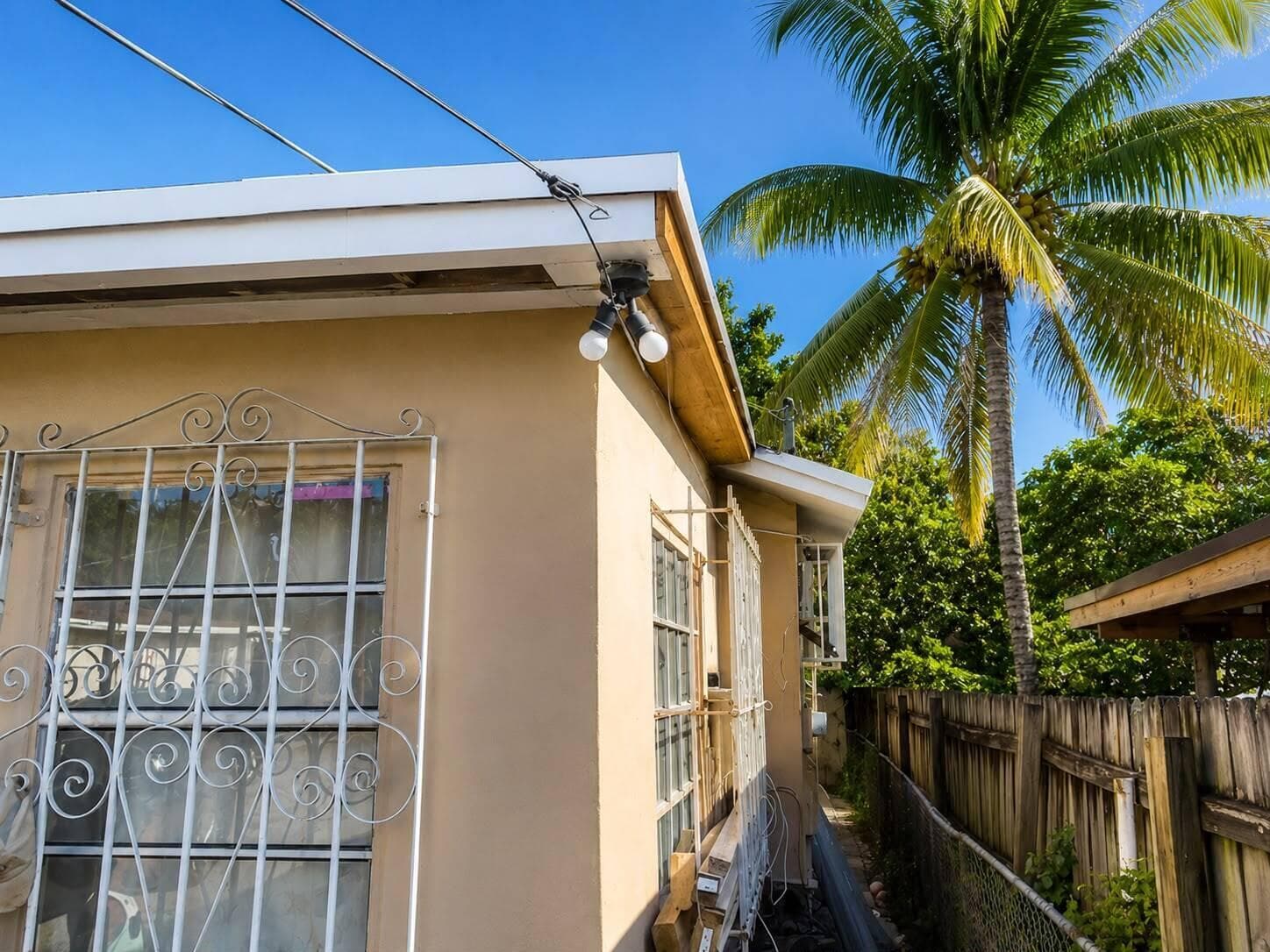 1850 NW 35th Street, Miami FL 33142