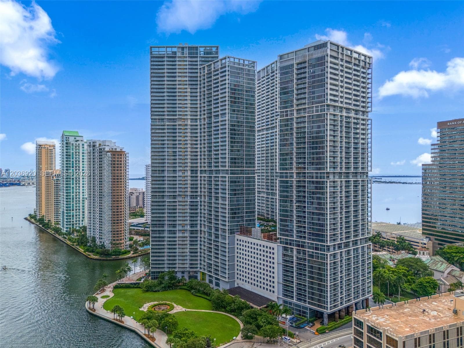 495 Brickell Ave # 905, Miami FL 33131