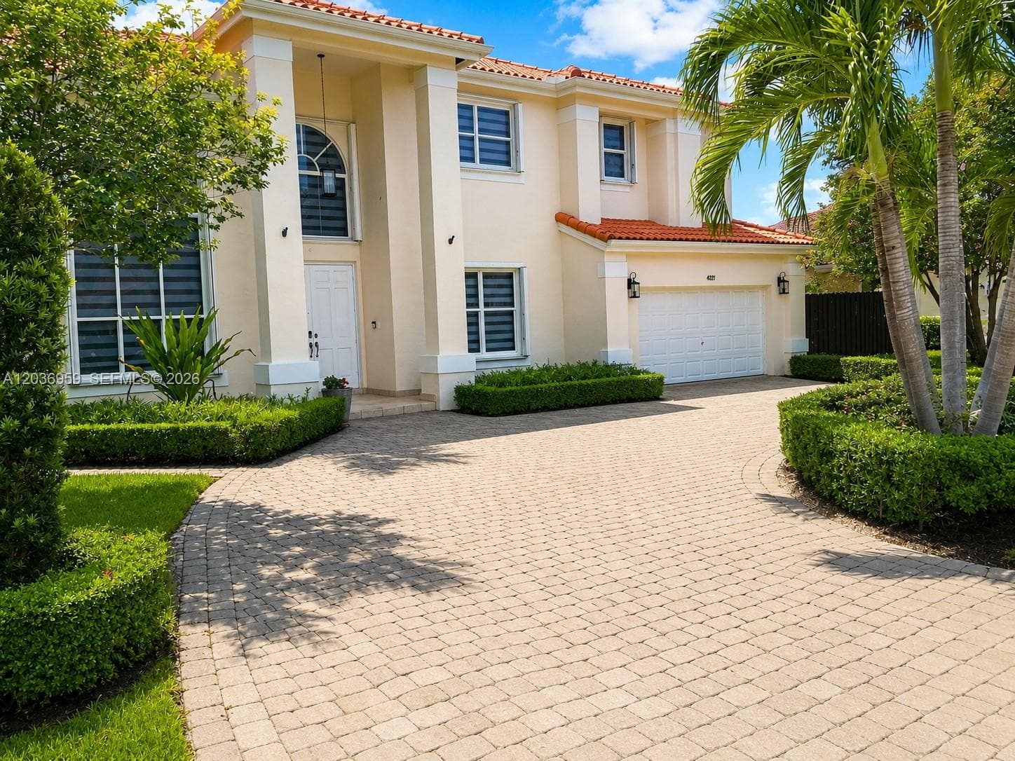 4221 SW 154th Pl, Miami FL 33185