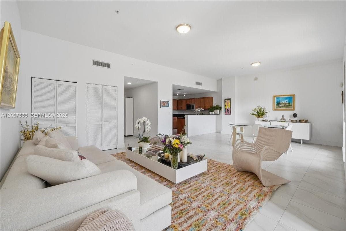 8390 SW 72 # 106, Miami FL 33143