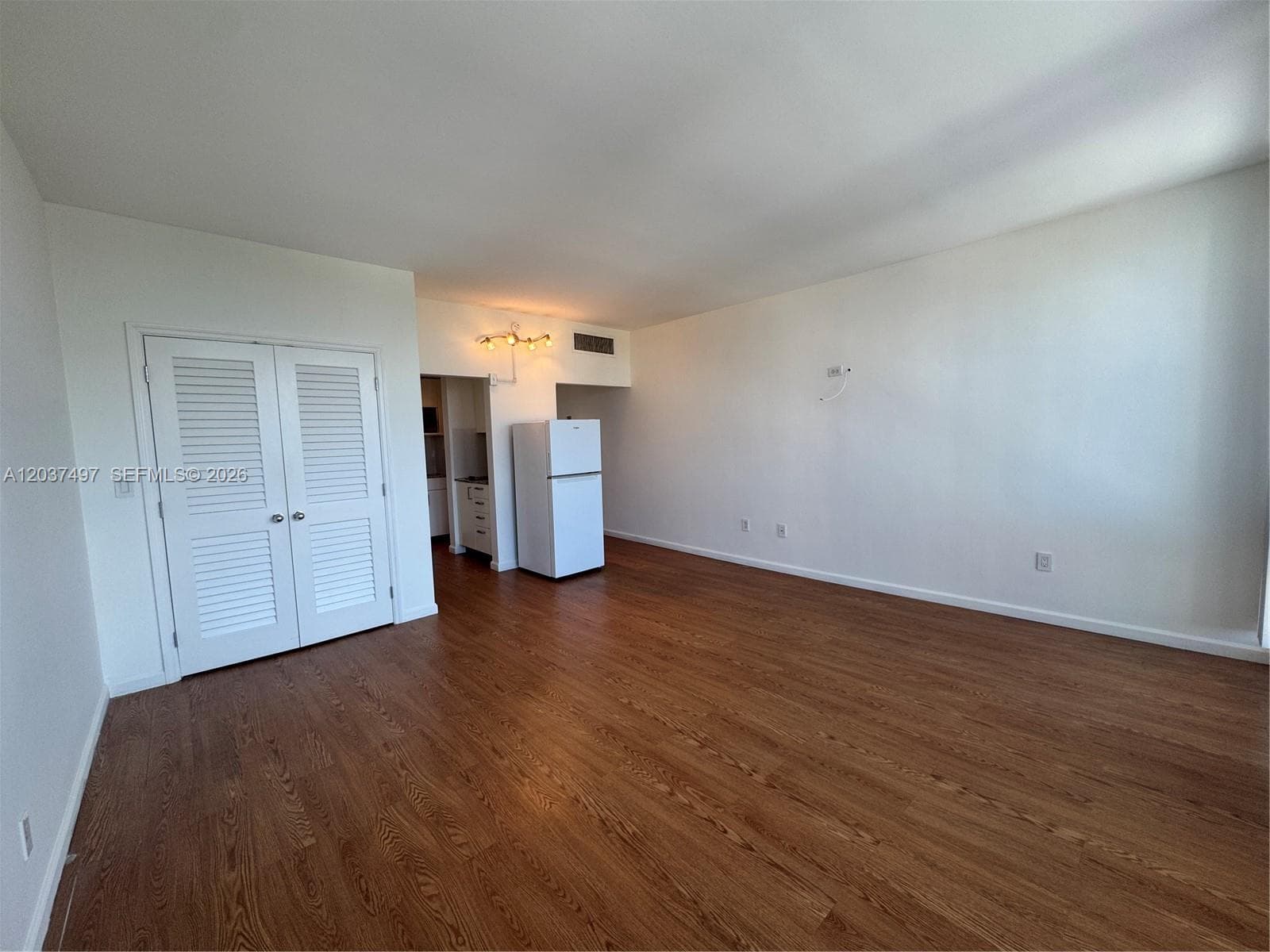 700 Biltmore Way # 916, Coral Gables FL 33134