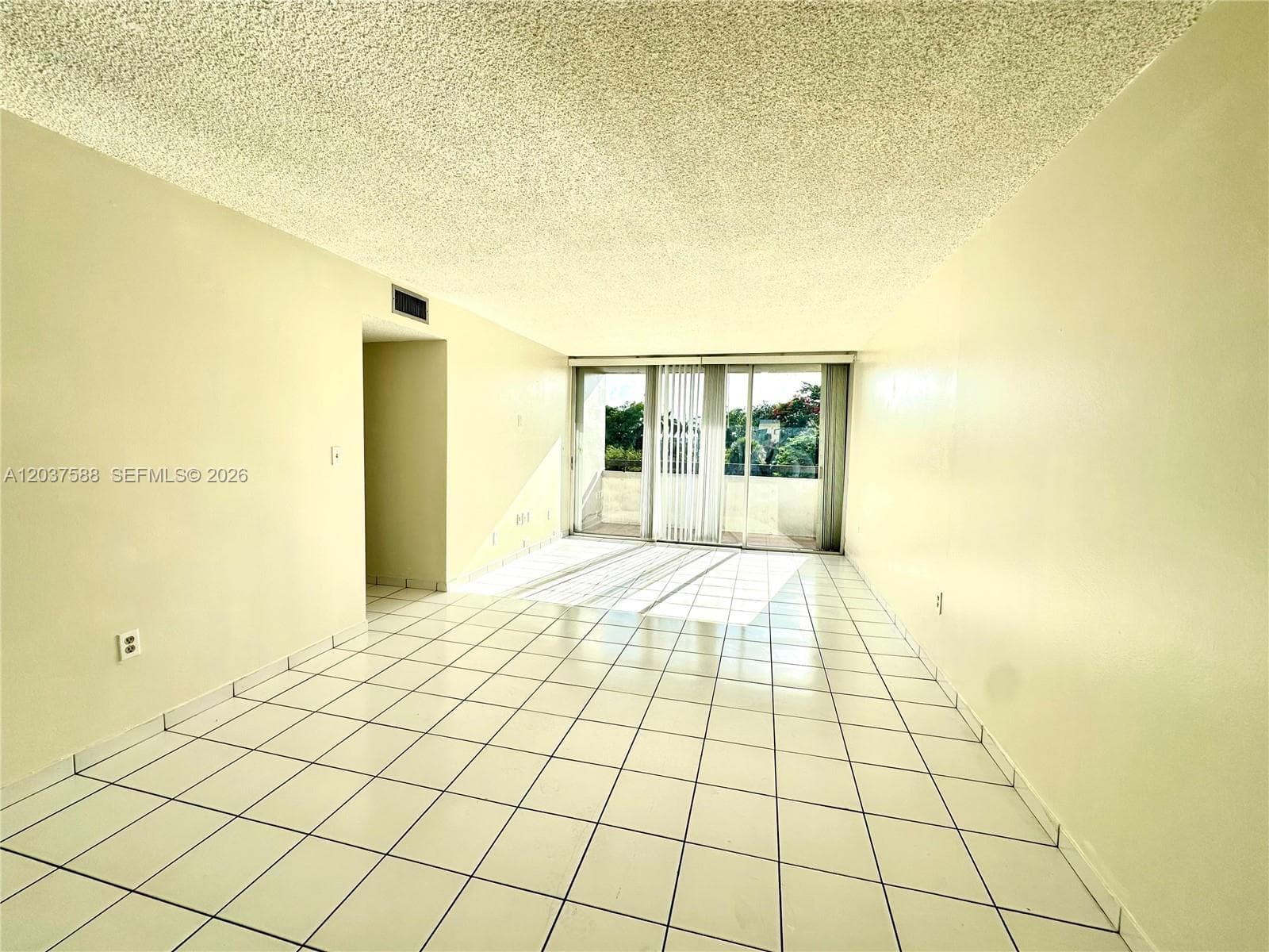 802 NW 87th Ave # 315, Miami FL 33172