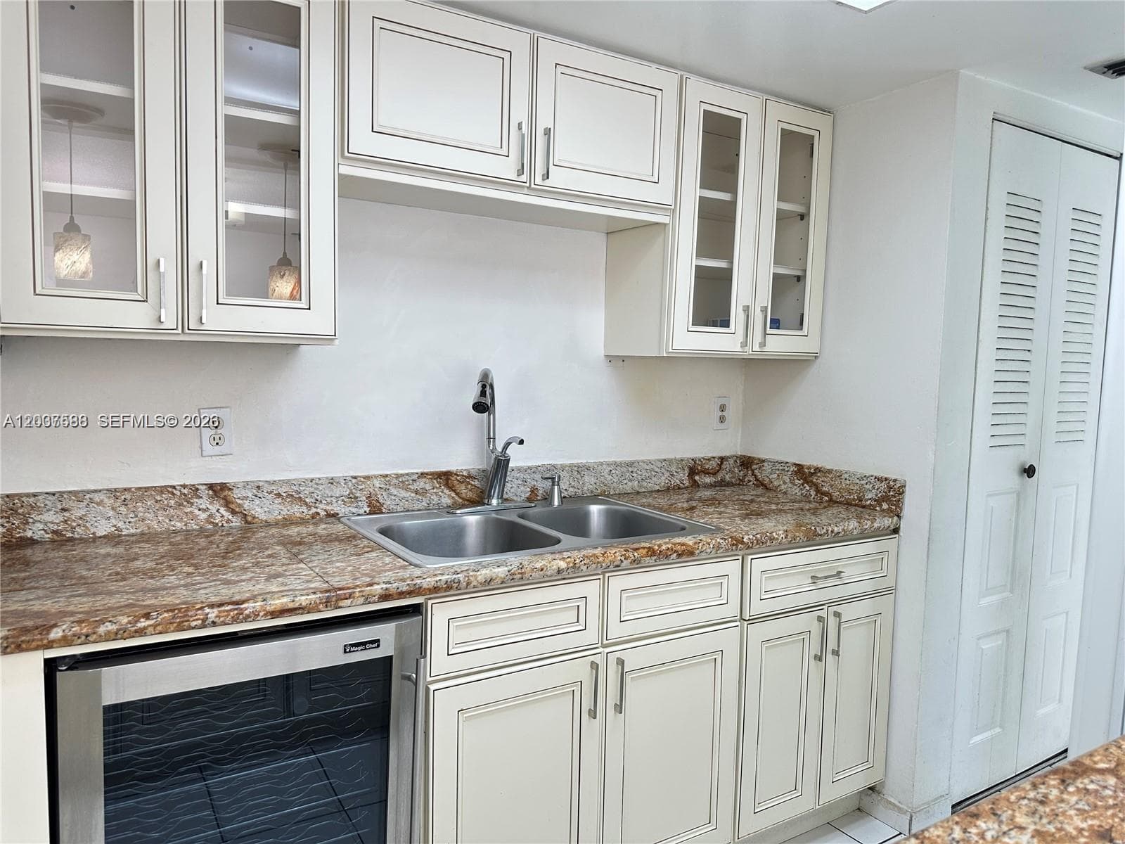 802 NW 87th Ave # 315, Miami FL 33172