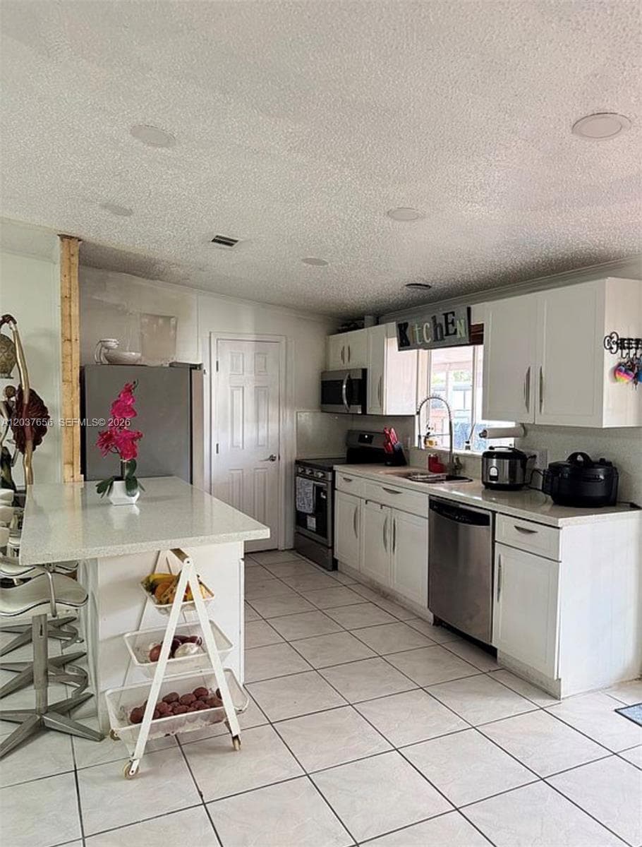 1133 SW 130th Ave, Miami FL 33184