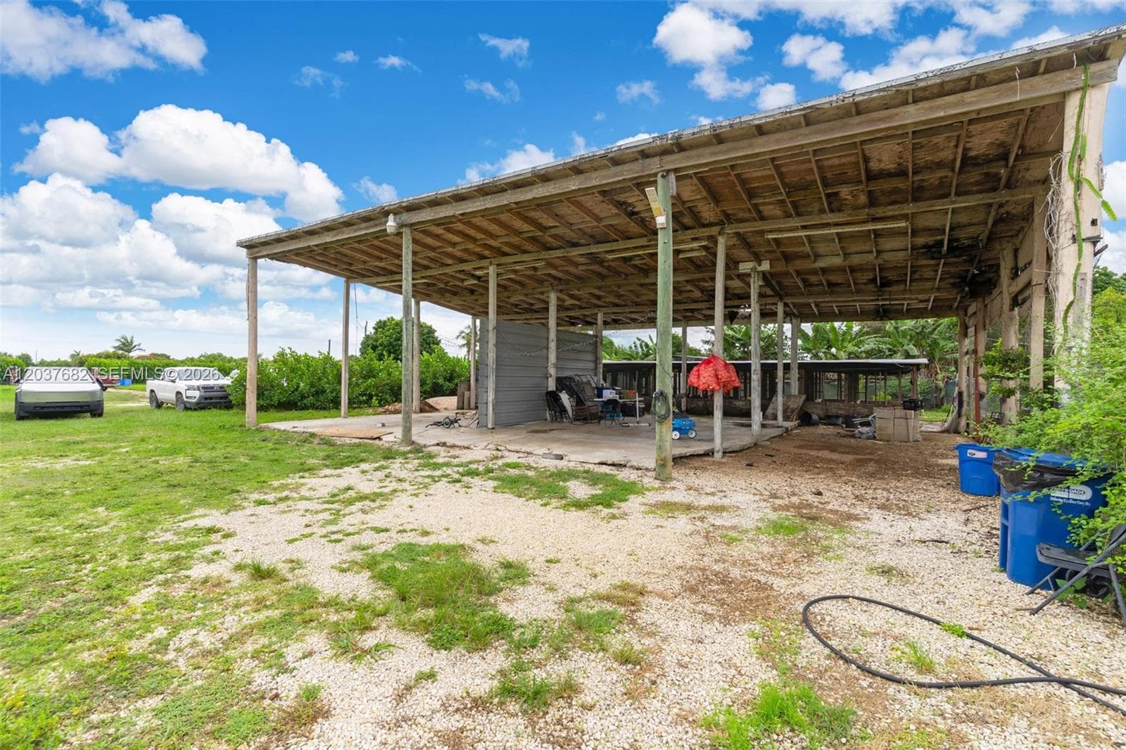20304 SW 186th St, Miami FL 33187