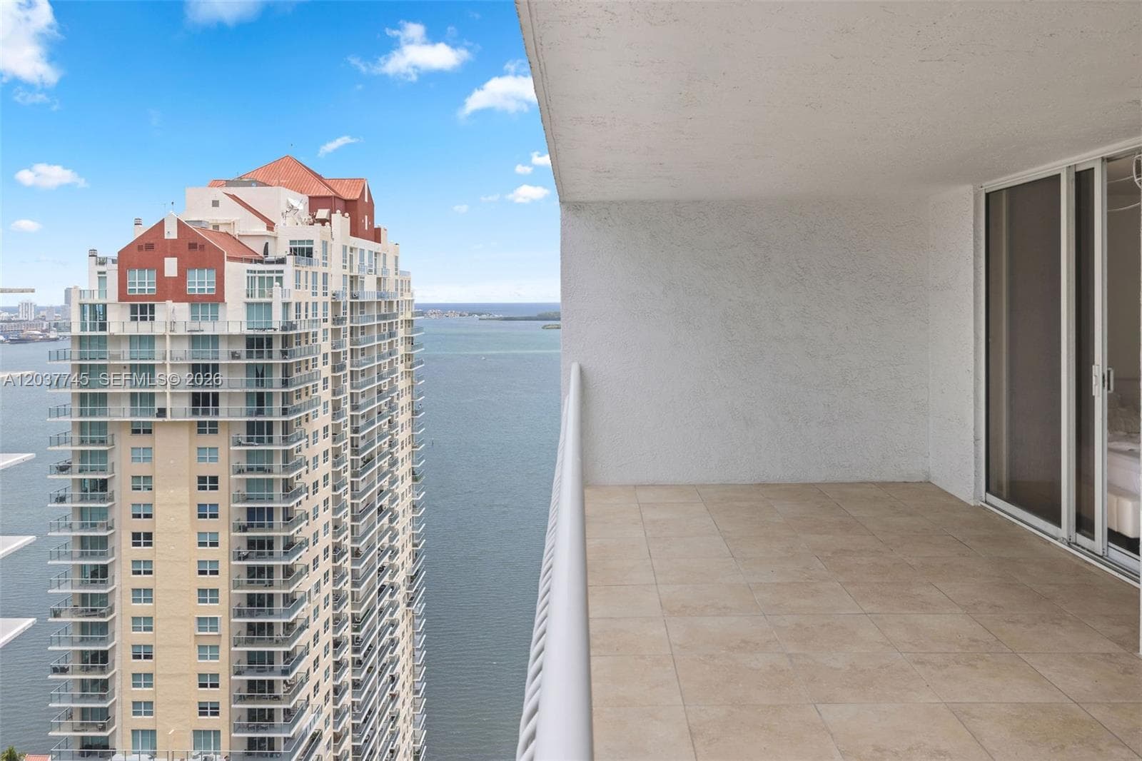 1200 Brickell Bay Dr # 3714, Miami FL 33131