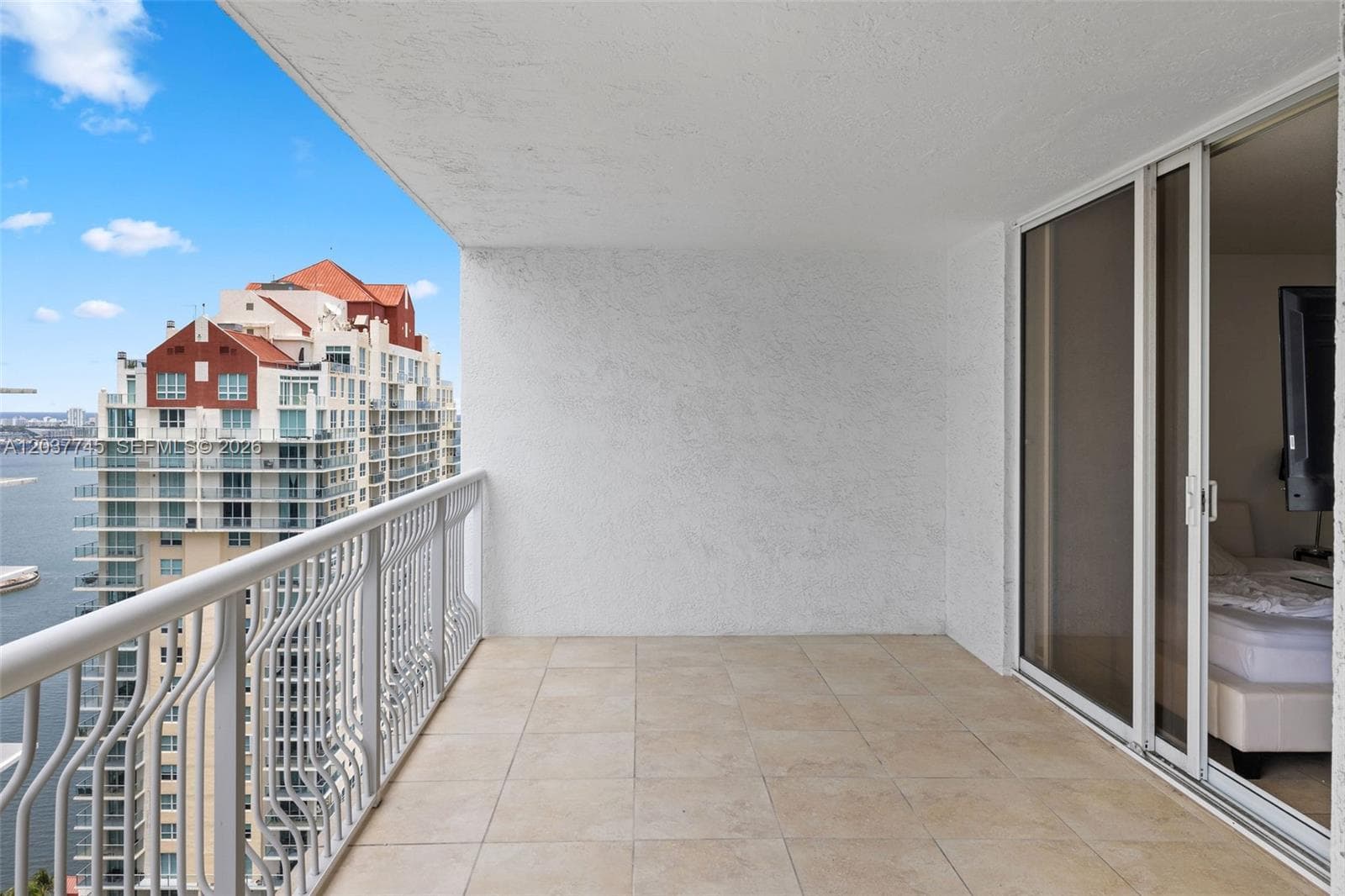 1200 Brickell Bay Dr # 3714, Miami FL 33131