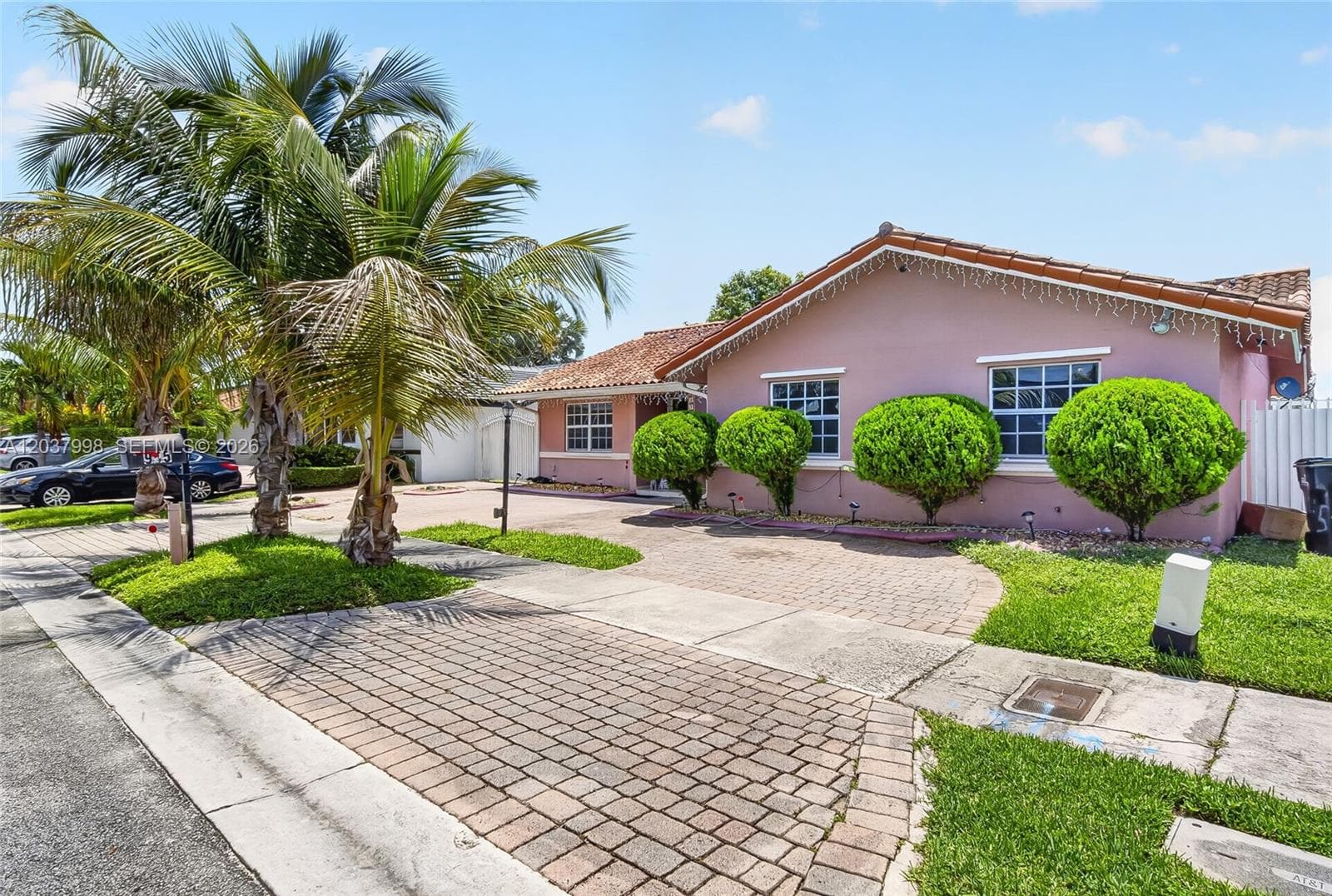 955 NW 128th Ct, Miami FL 33182