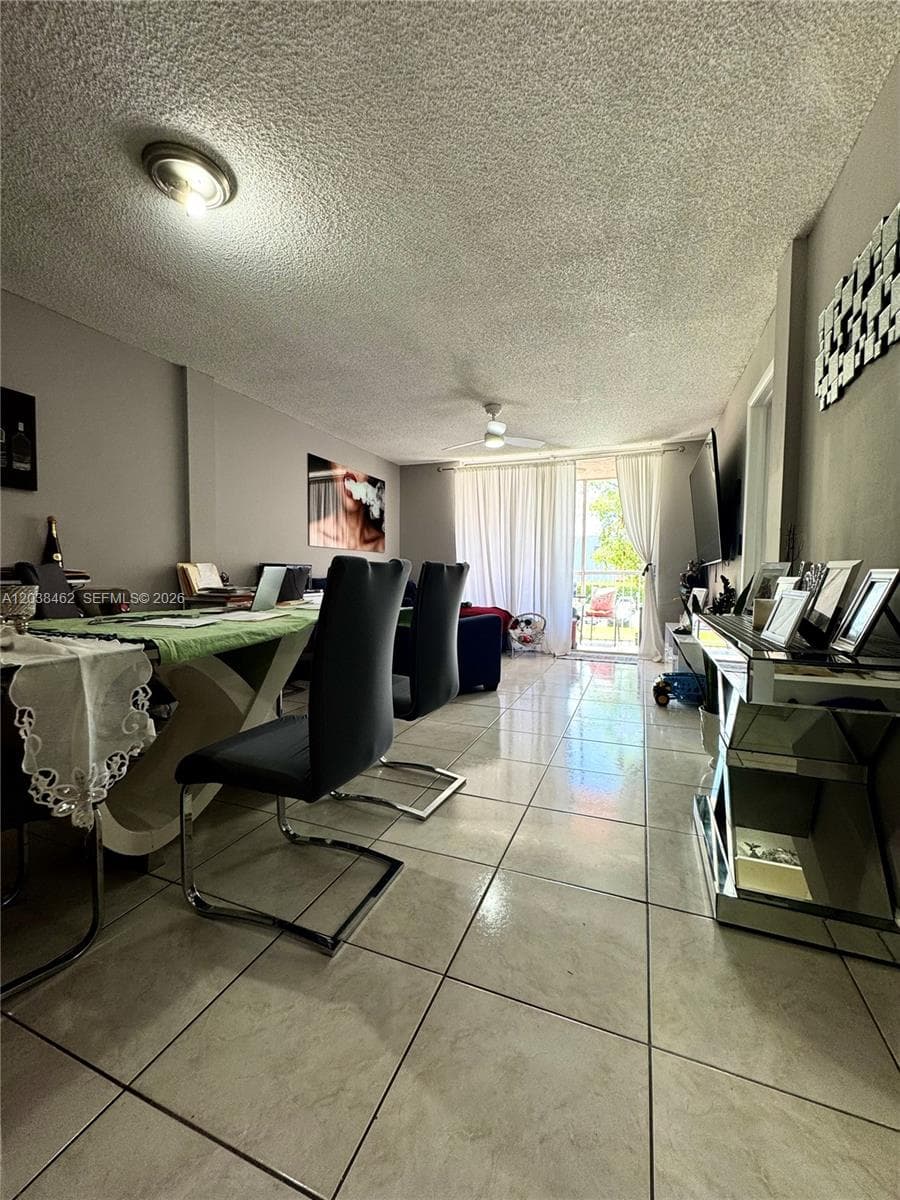 19729 SW 114th Ave # 250, Miami FL 33157