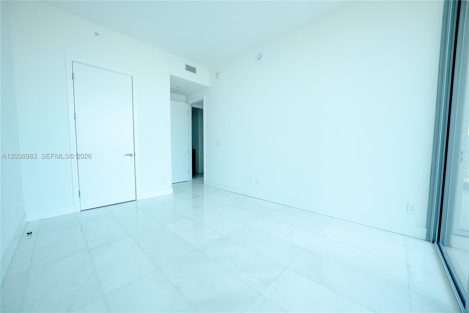 175 SE 25th Rd # 2703, Miami FL 33129