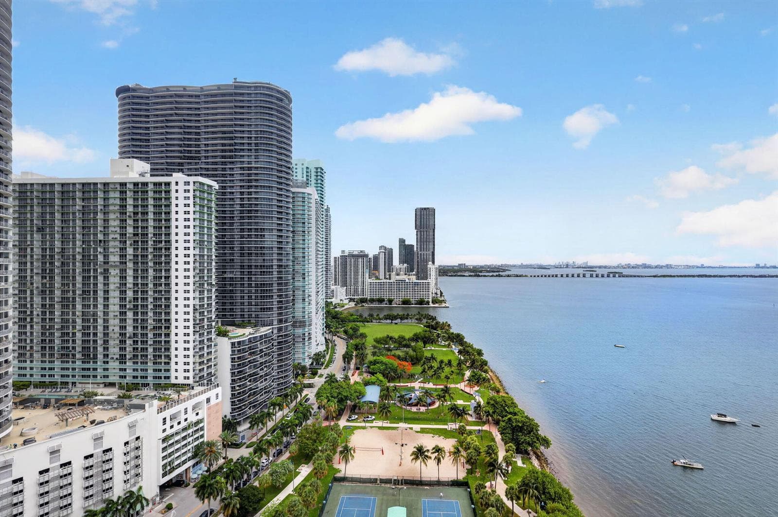 1717 N Bayshore Drive # 2935, Miami FL 33132
