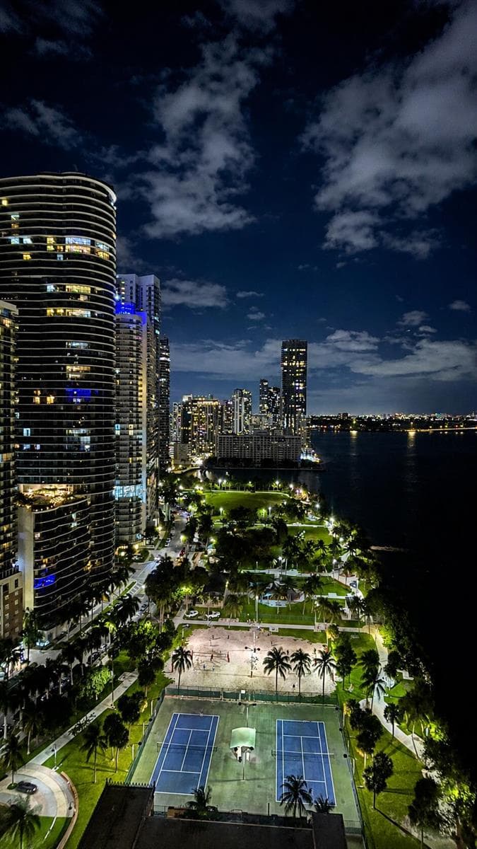 1717 N Bayshore Drive # 2935, Miami FL 33132