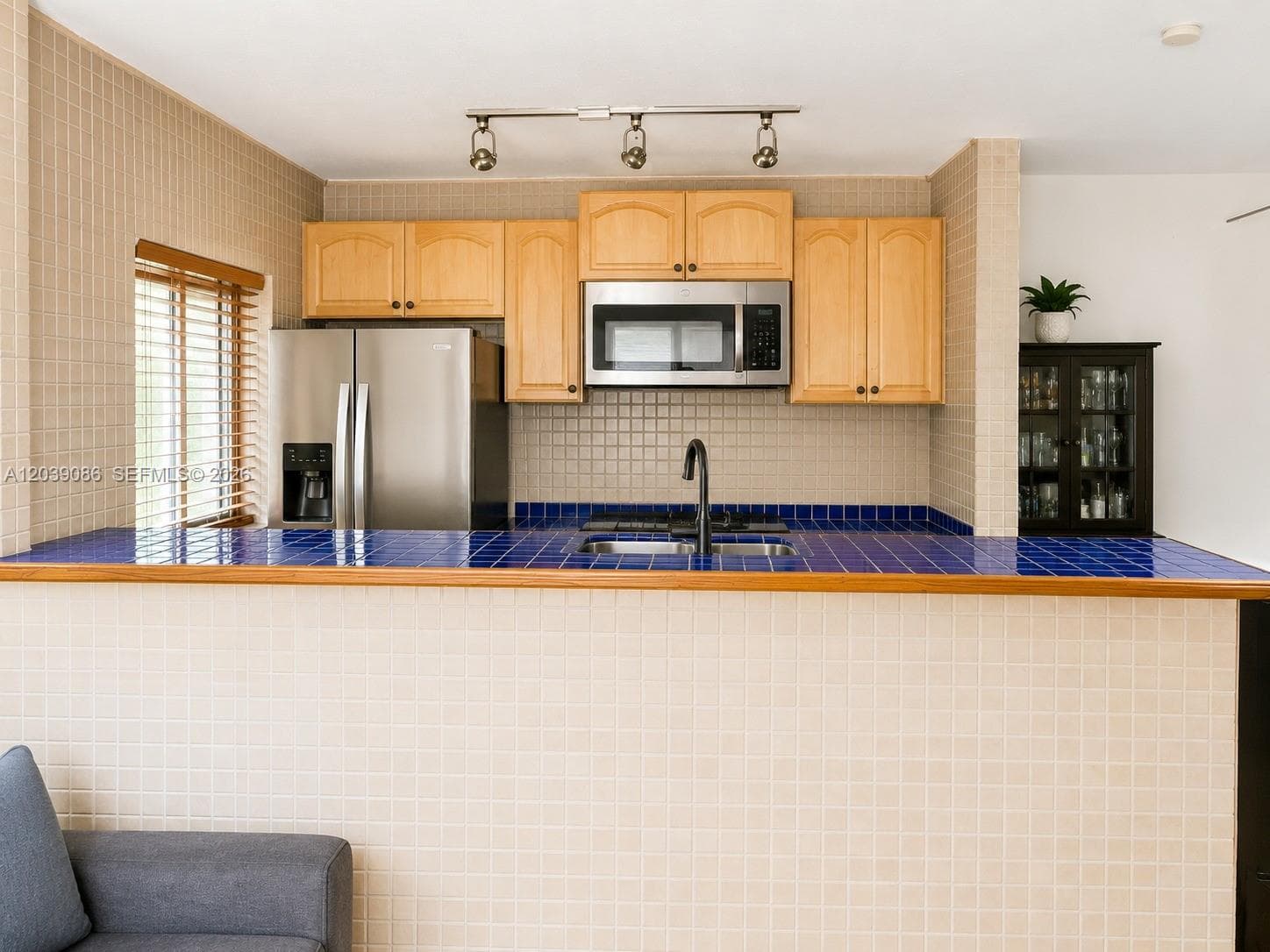 549 Meridian Ave # 12, Miami Beach FL 33139