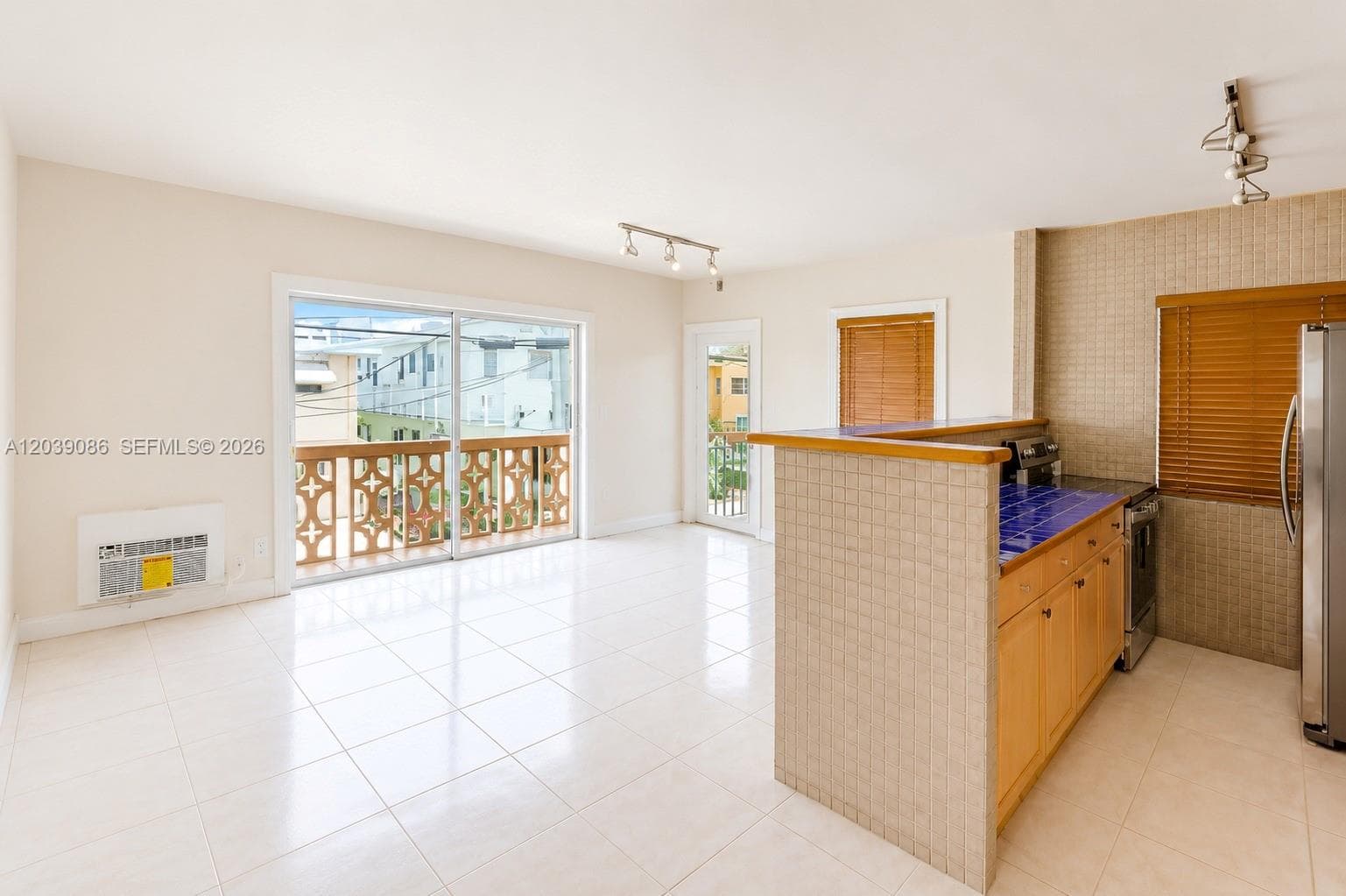 549 Meridian Ave # 12, Miami Beach FL 33139