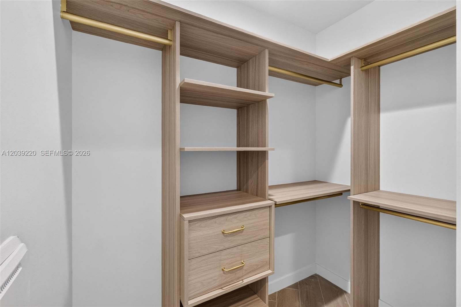 2700 NW 2nd AVE # 528, Miami FL 33127
