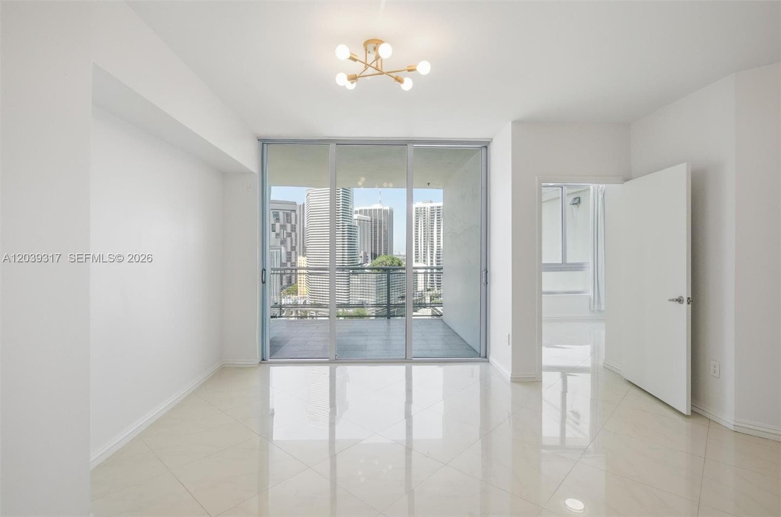 350 S Miami Ave # 1903, Miami FL 33130