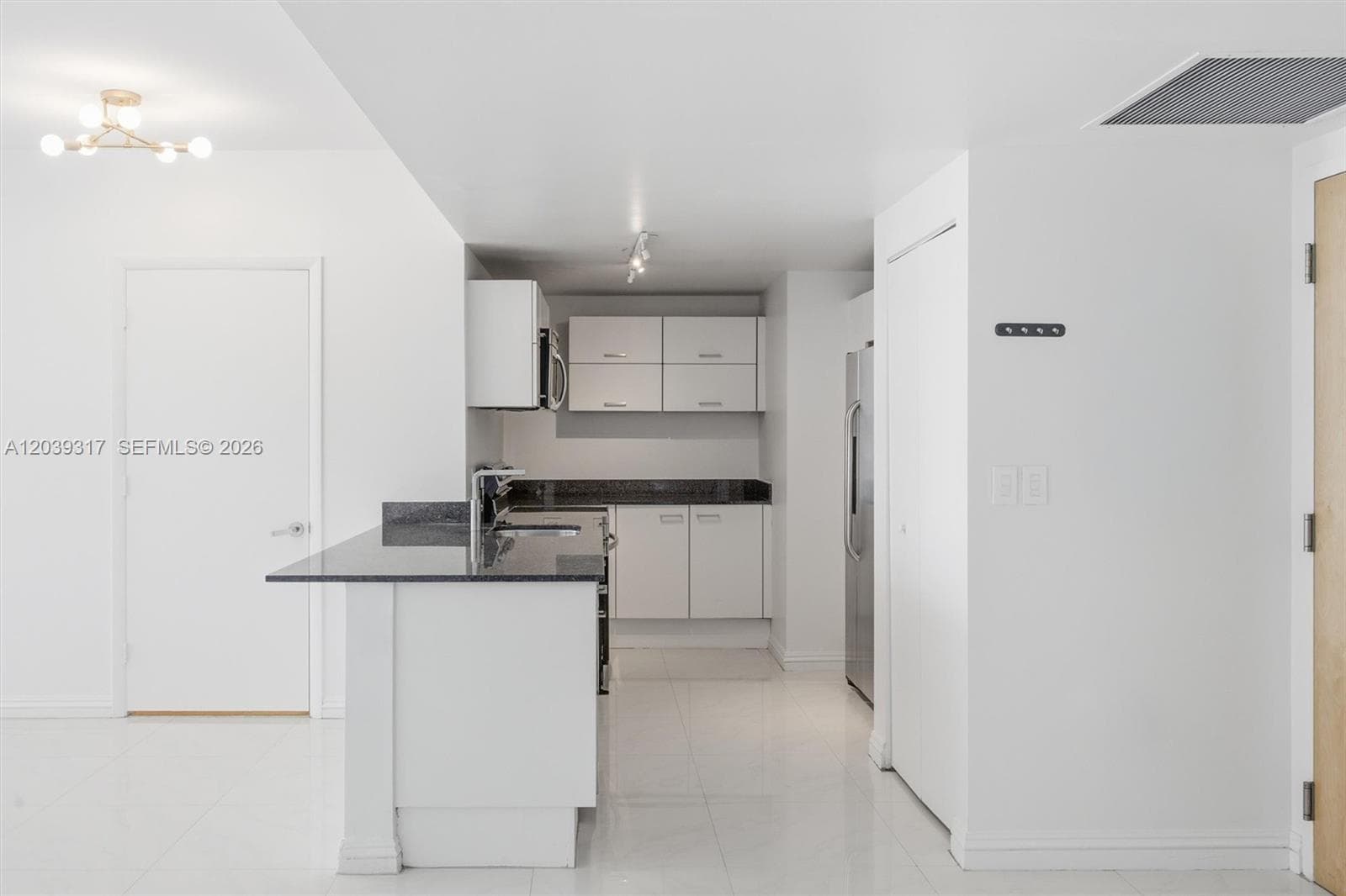 350 S Miami Ave # 1903, Miami FL 33130