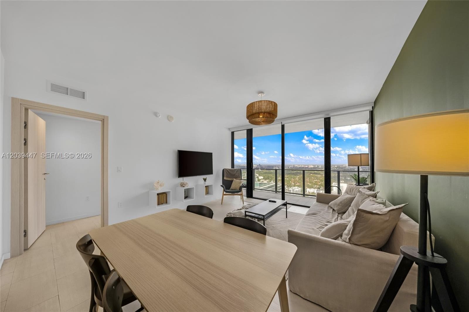 1000 Brickell Plz # 4704, Miami FL 33131