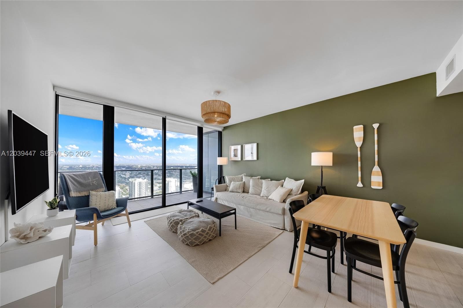 1000 Brickell Plz # 4704, Miami FL 33131