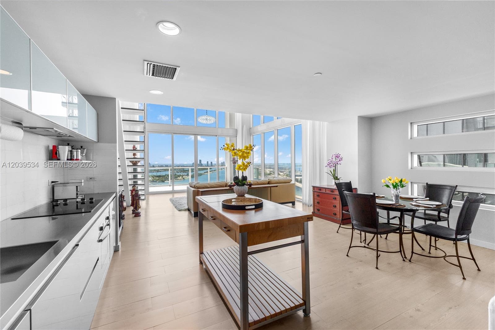 1040 Biscayne Blvd # 3101, Miami FL 33132
