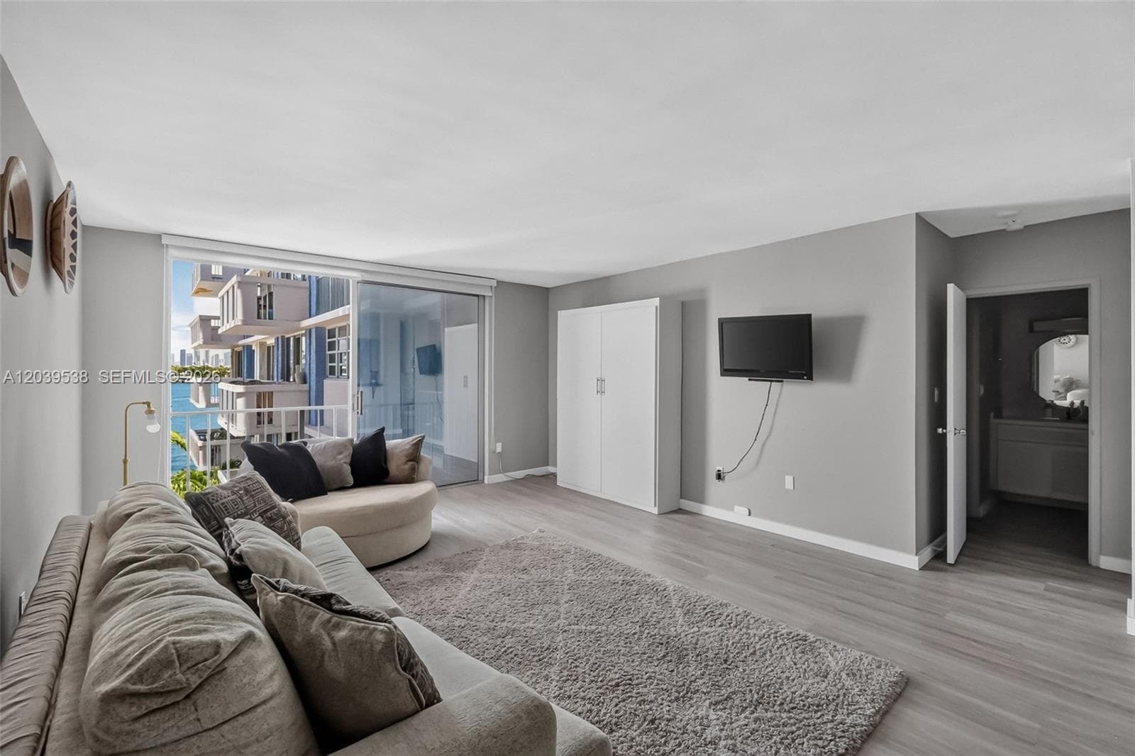 800 West Ave # 533, Miami Beach FL 33139