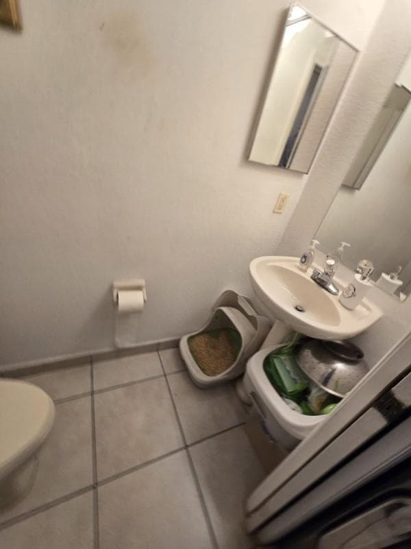 8930 W Flagler Street # 221, Miami FL 33174