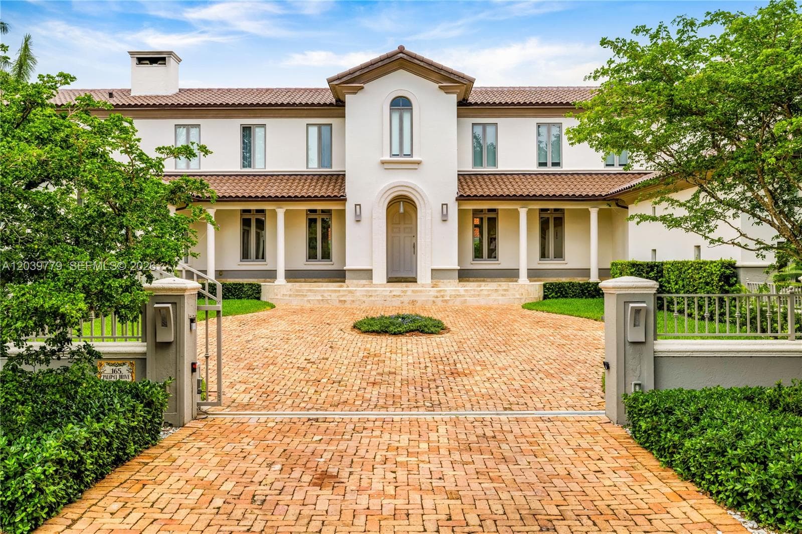 165 Paloma Dr, Coral Gables FL 33143