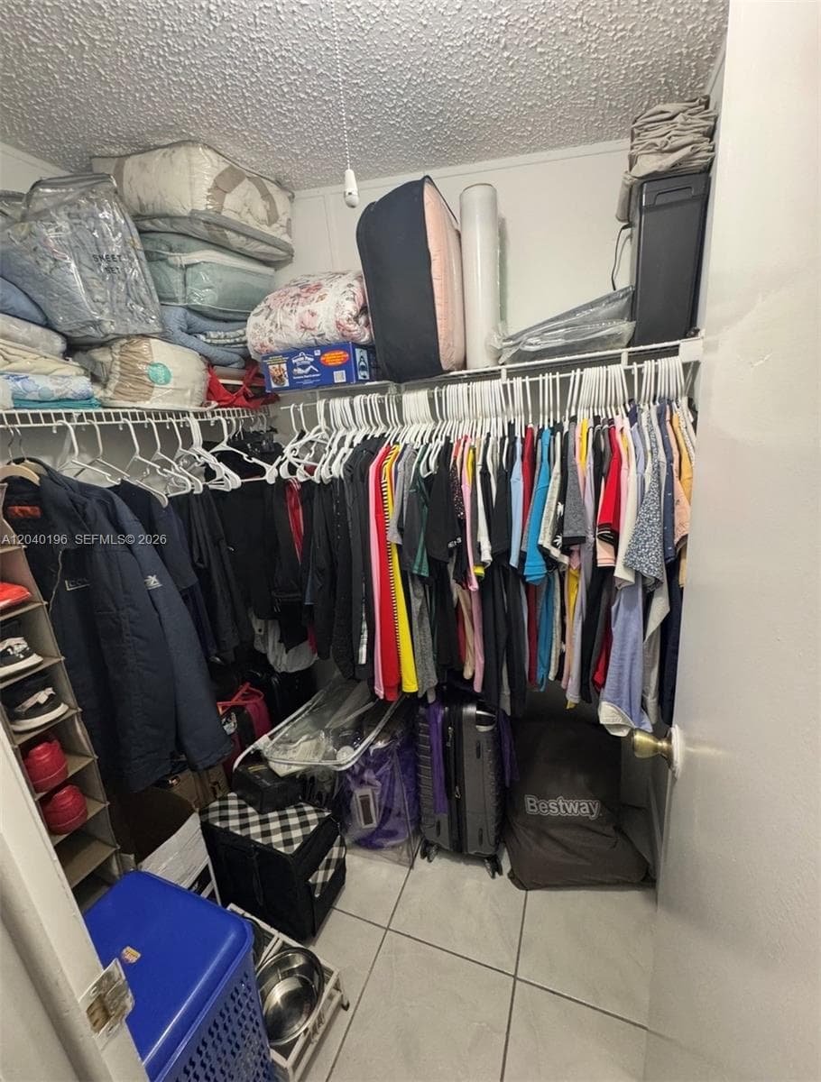 1013 SW 128TH Ave, Miami FL 33184