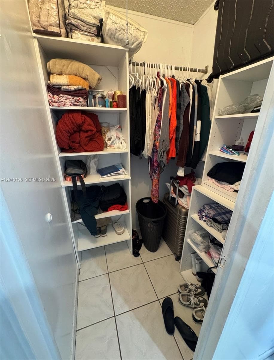 1013 SW 128TH Ave, Miami FL 33184