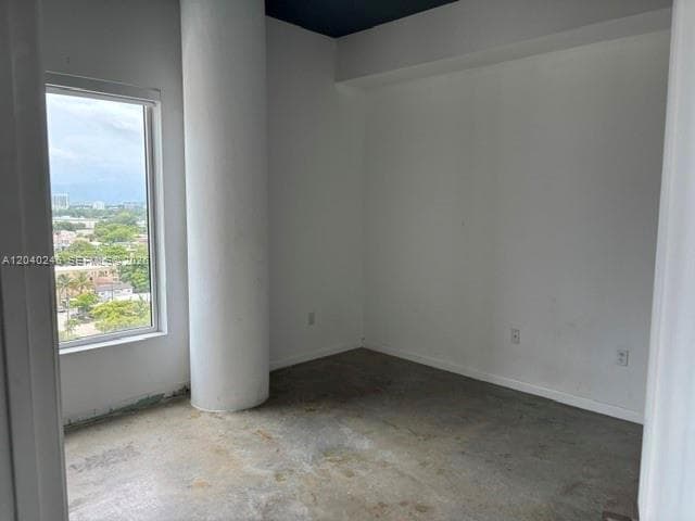 10 SW South River Dr # 1109, Miami FL 33130
