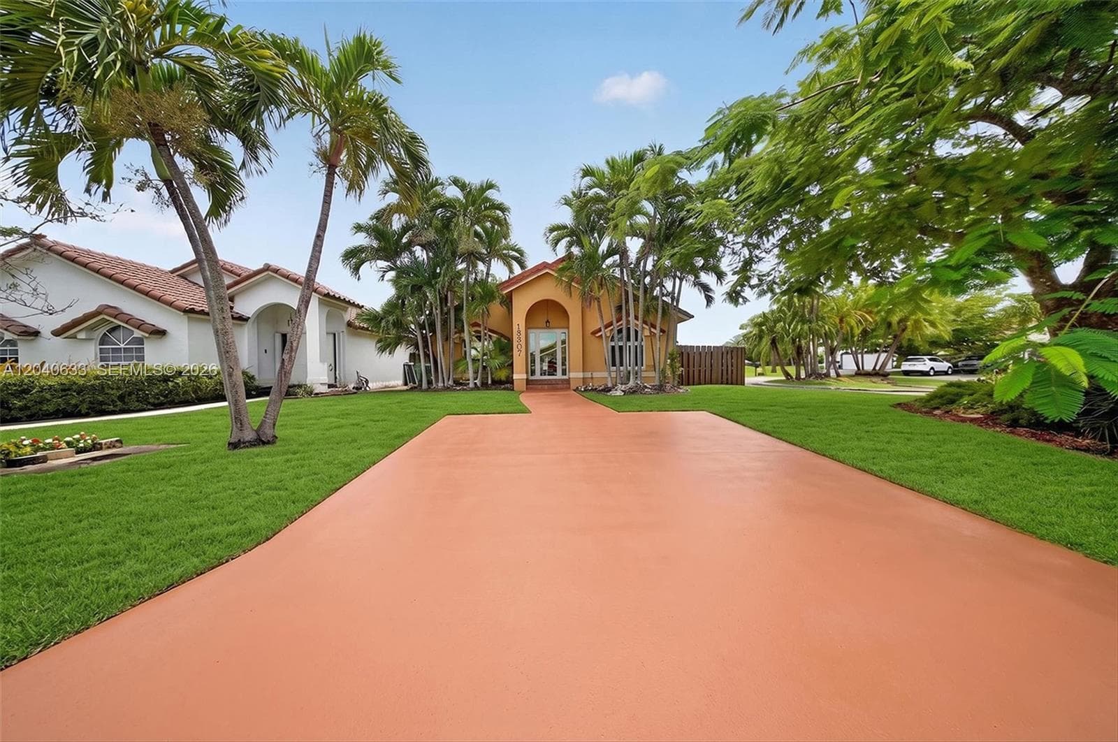 15307 SW 52nd Ter, Miami FL 33185