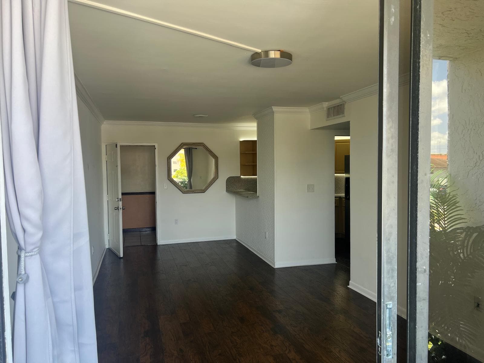 8145 NW 7th Street # 208, Miami FL 33126