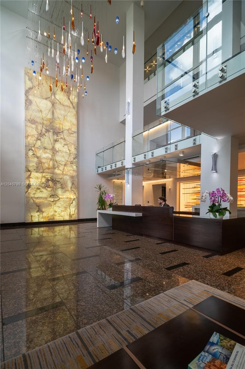 1581 Brickell Ave, Miami FL 33129