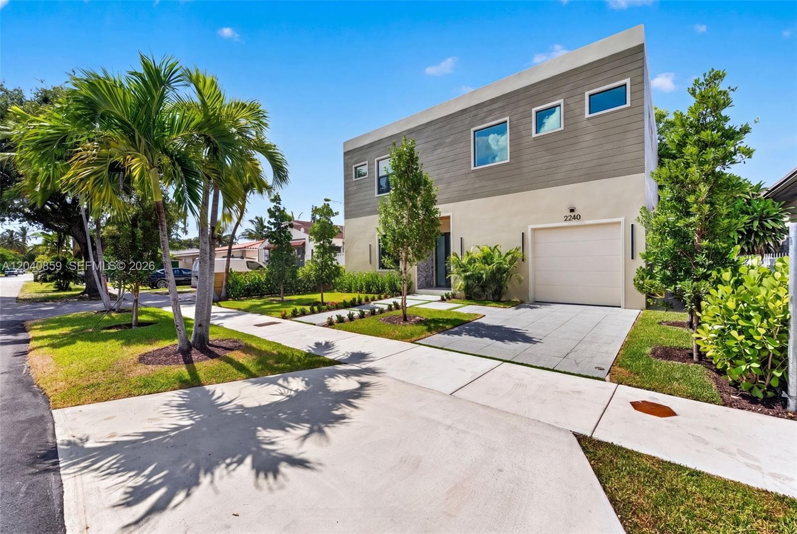 2240 SW 13th St, Miami FL 33145