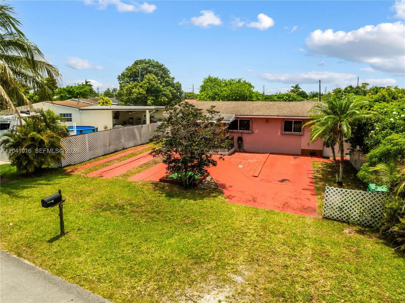 11941 SW 4th St, Miami FL 33184