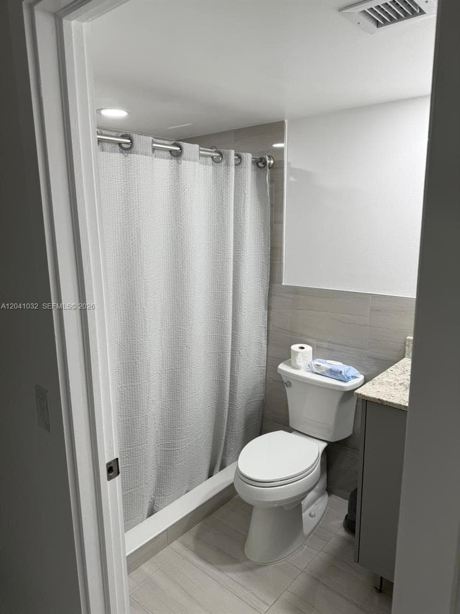 600 NW 32nd Pl # 303, Miami FL 33125