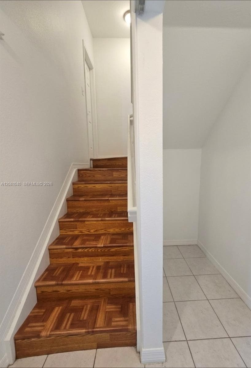 8936 W Flagler St # 204, Miami FL 33174
