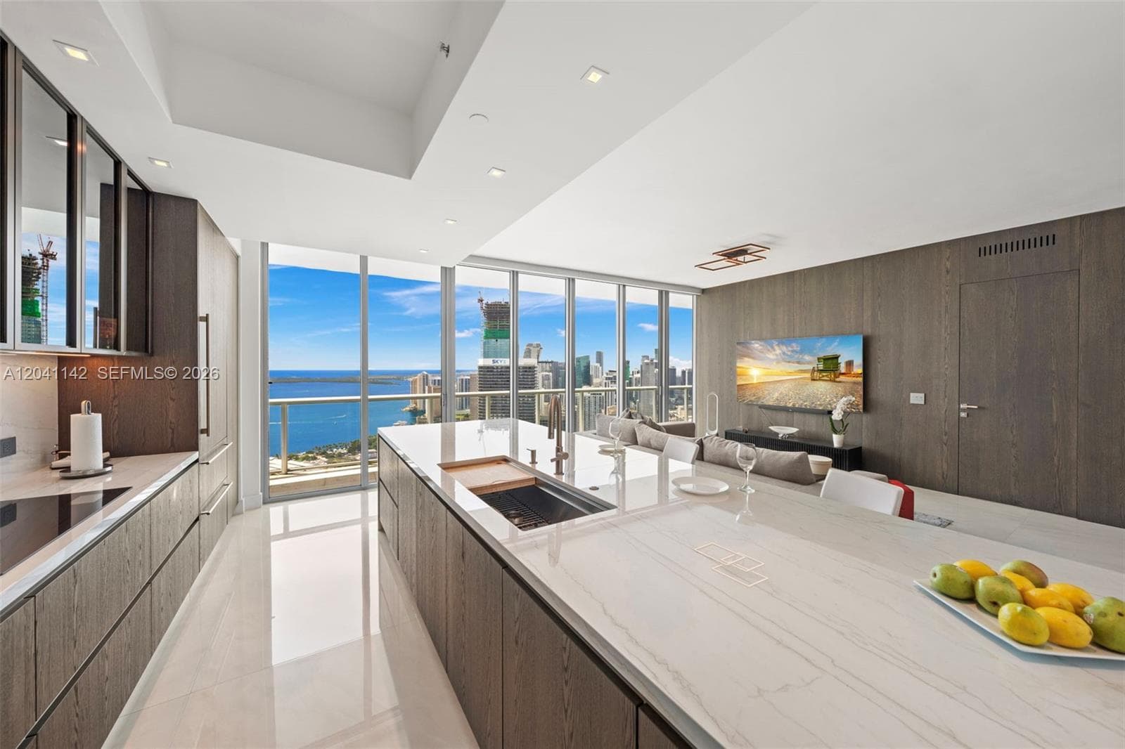 888 Biscayne Blvd # 5404, Miami FL 33132