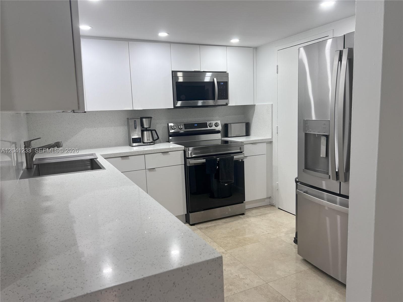 800 West Ave # 635, Miami Beach FL 33139
