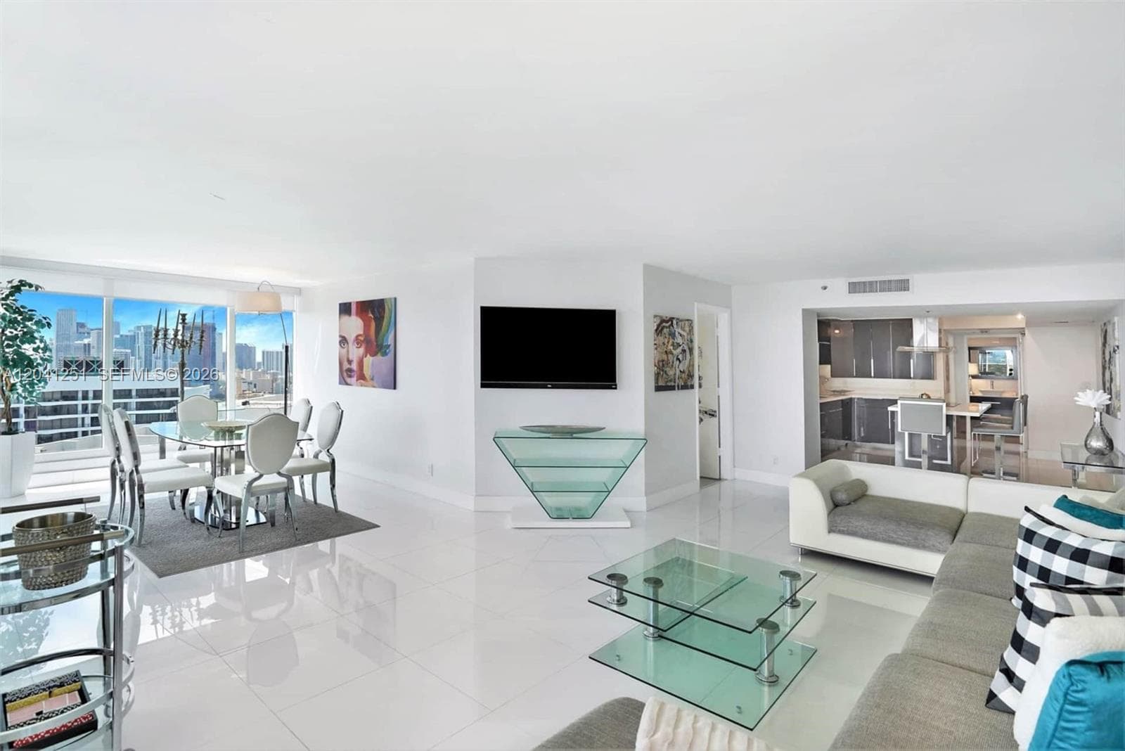 1717 N Bayshore Dr # 3931, Miami FL 33132