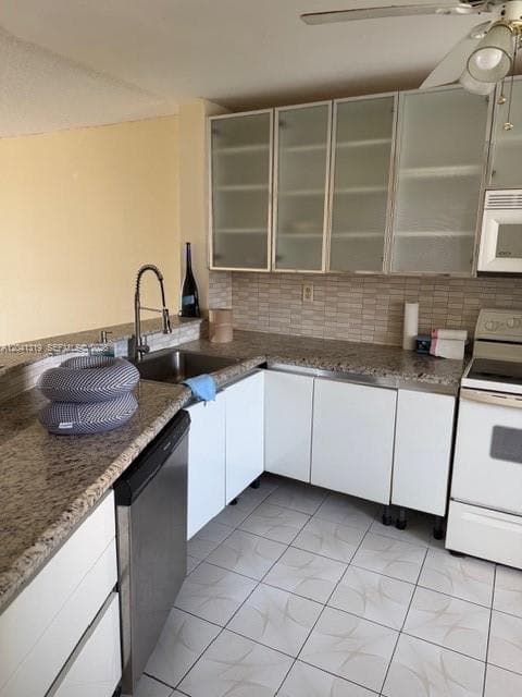1750 NE 191st St # 4, Miami FL 33179