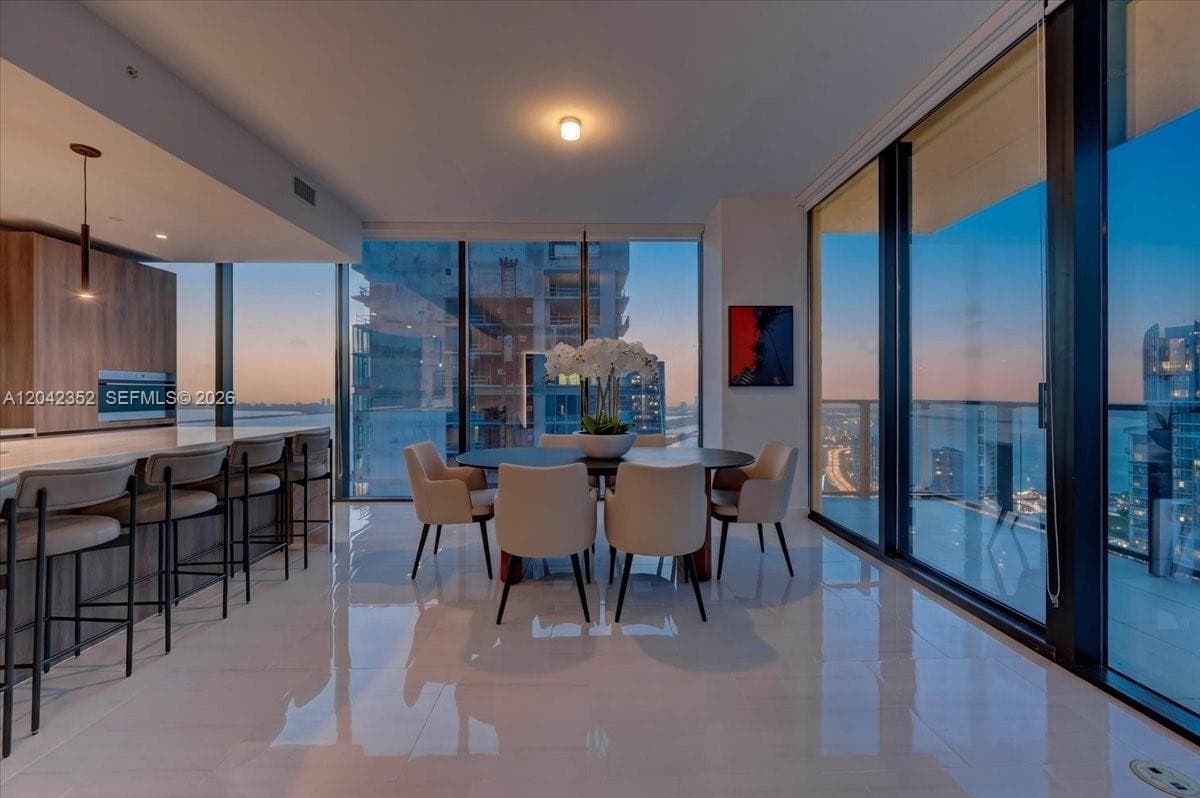 20 NE 11th St # 6003, Miami FL 33132